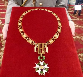 Nísia Trindade Lima is awarded the Legion D'honneur award